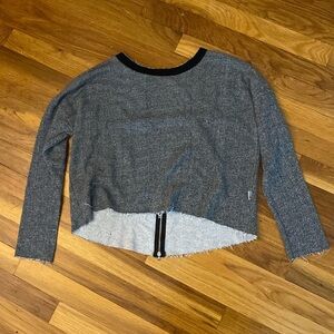 T2 Love Girls Gray Long Sleeve Shirt With Zipper Detailing Size 12